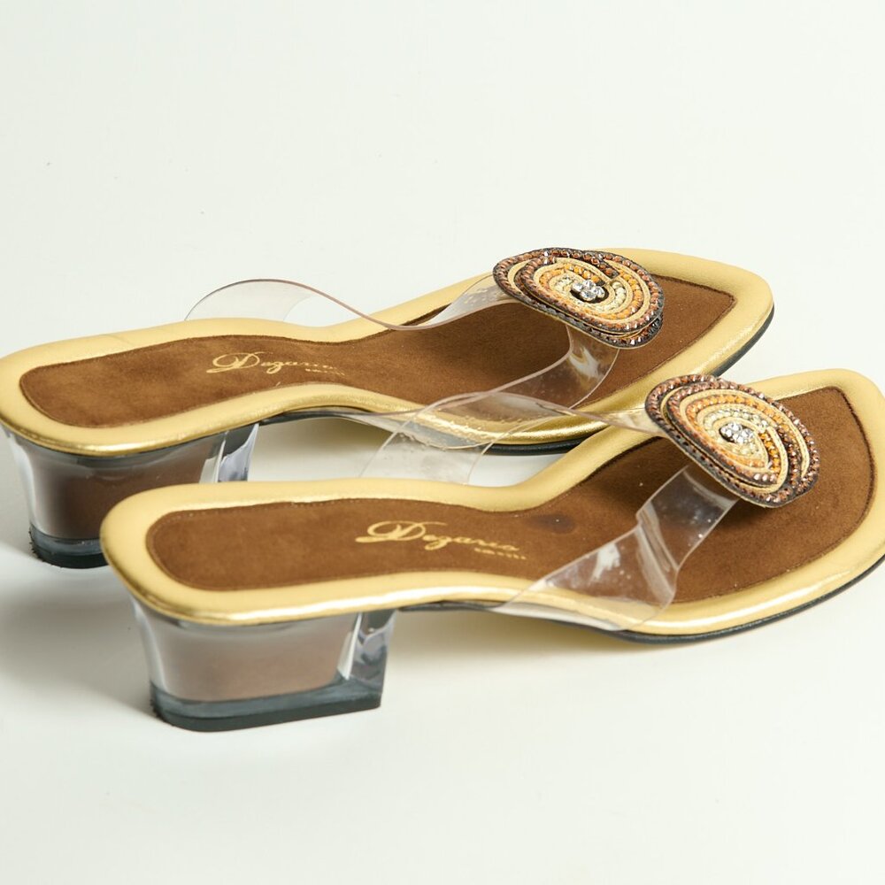 Dezario w/Swarovski Crystals - NWOT - Size 10